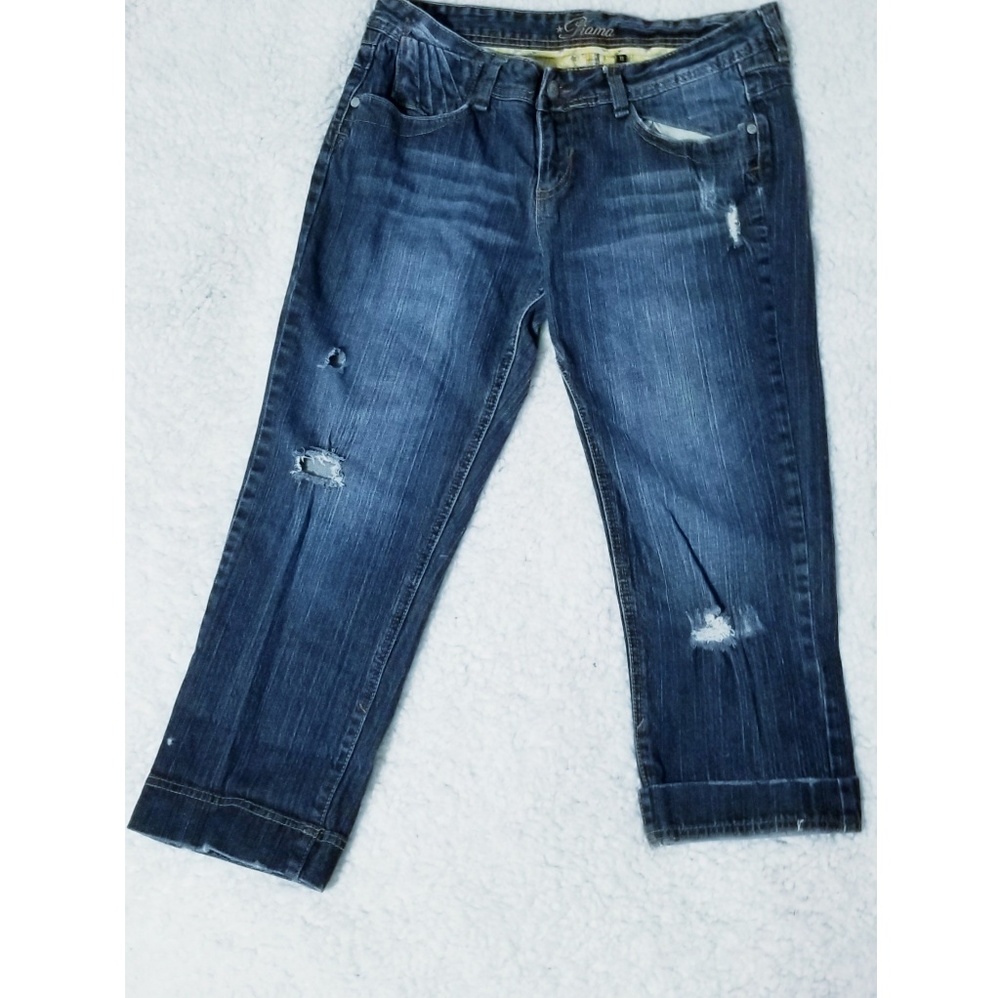 Distressed Capris